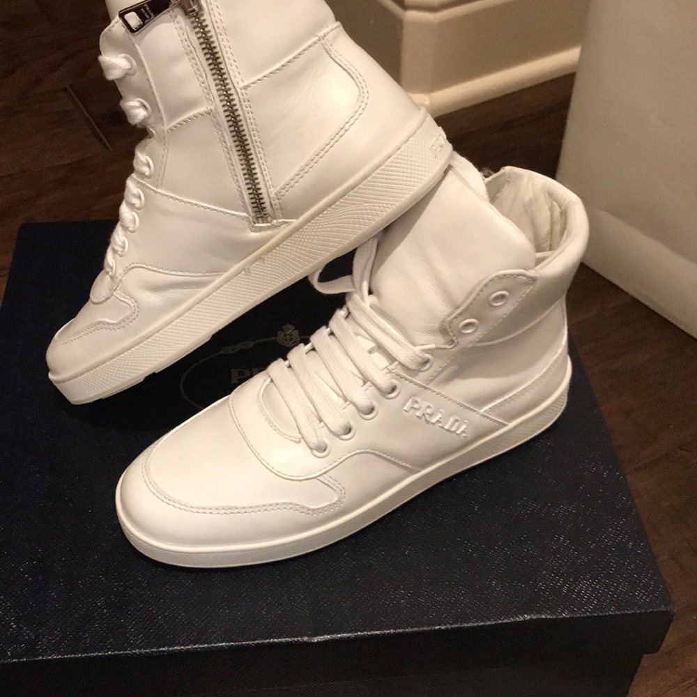 Woman’s Prada sneakers